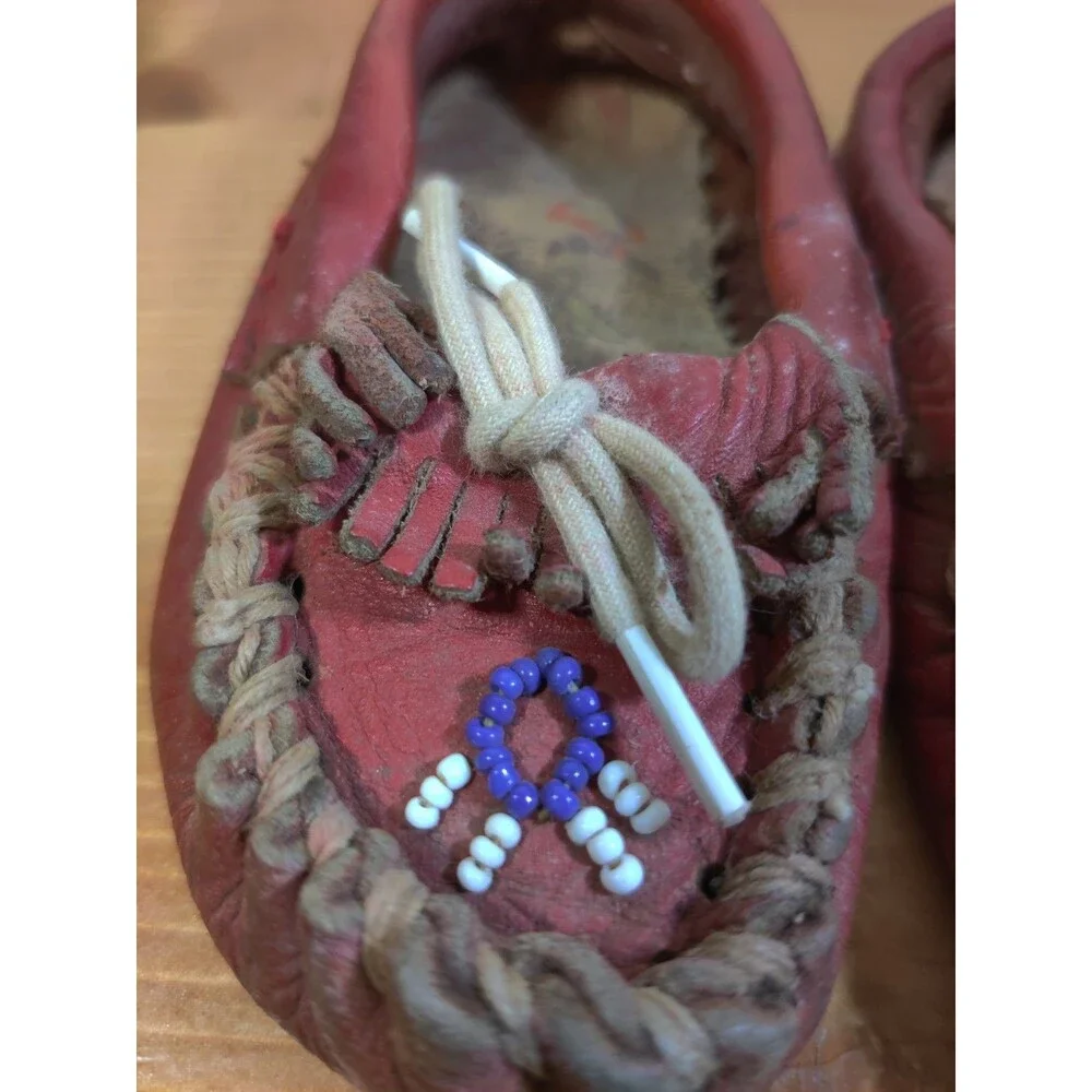 Vintage NATIVE AMERICAN Red CHILD'S Beaded MOCCASINS For Display Only READ